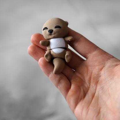 Flexi Magnetic Keyring, Baby Otter