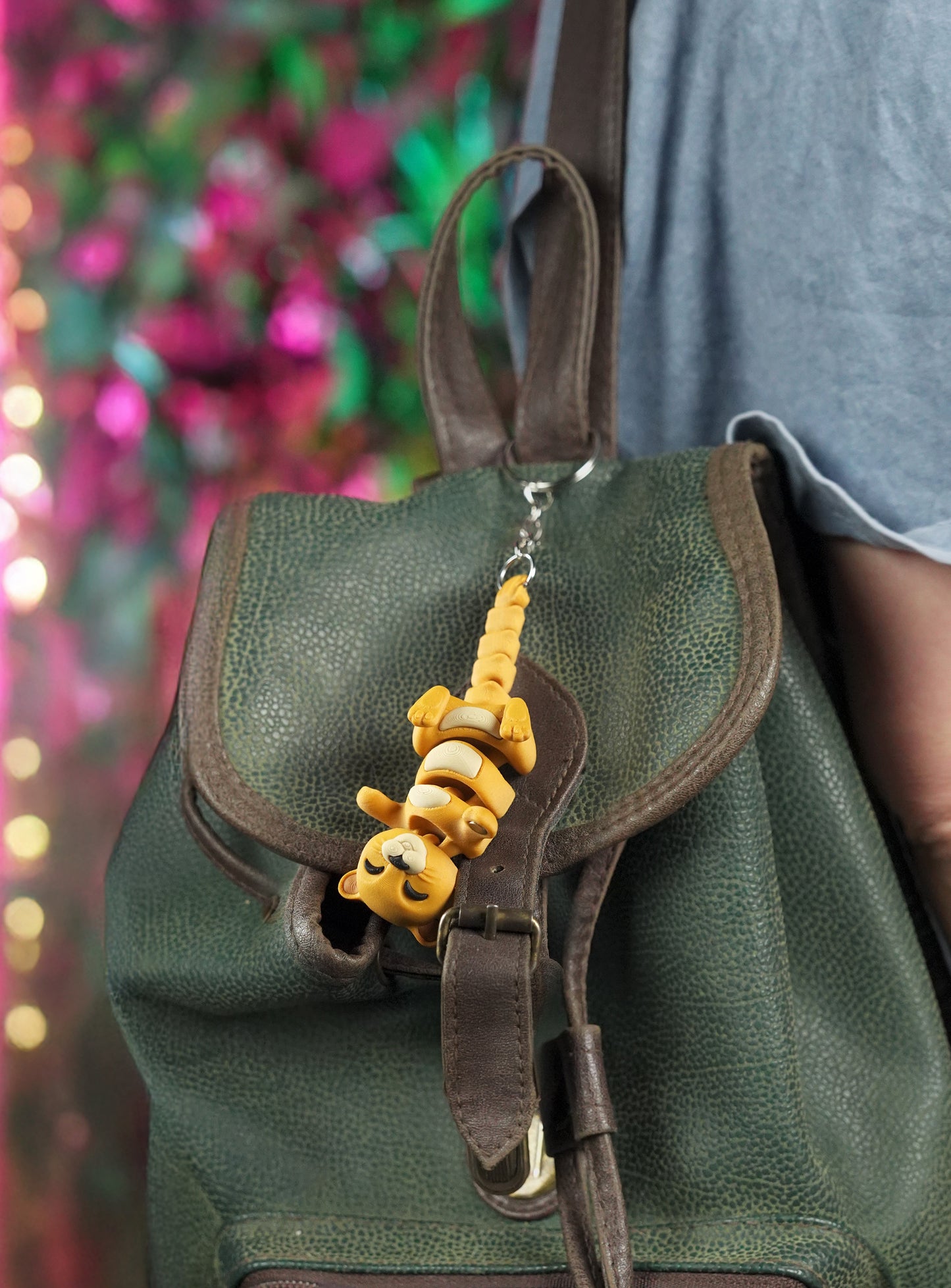 Lioness Flexi Keychain – Fidget Toy & Original Gift