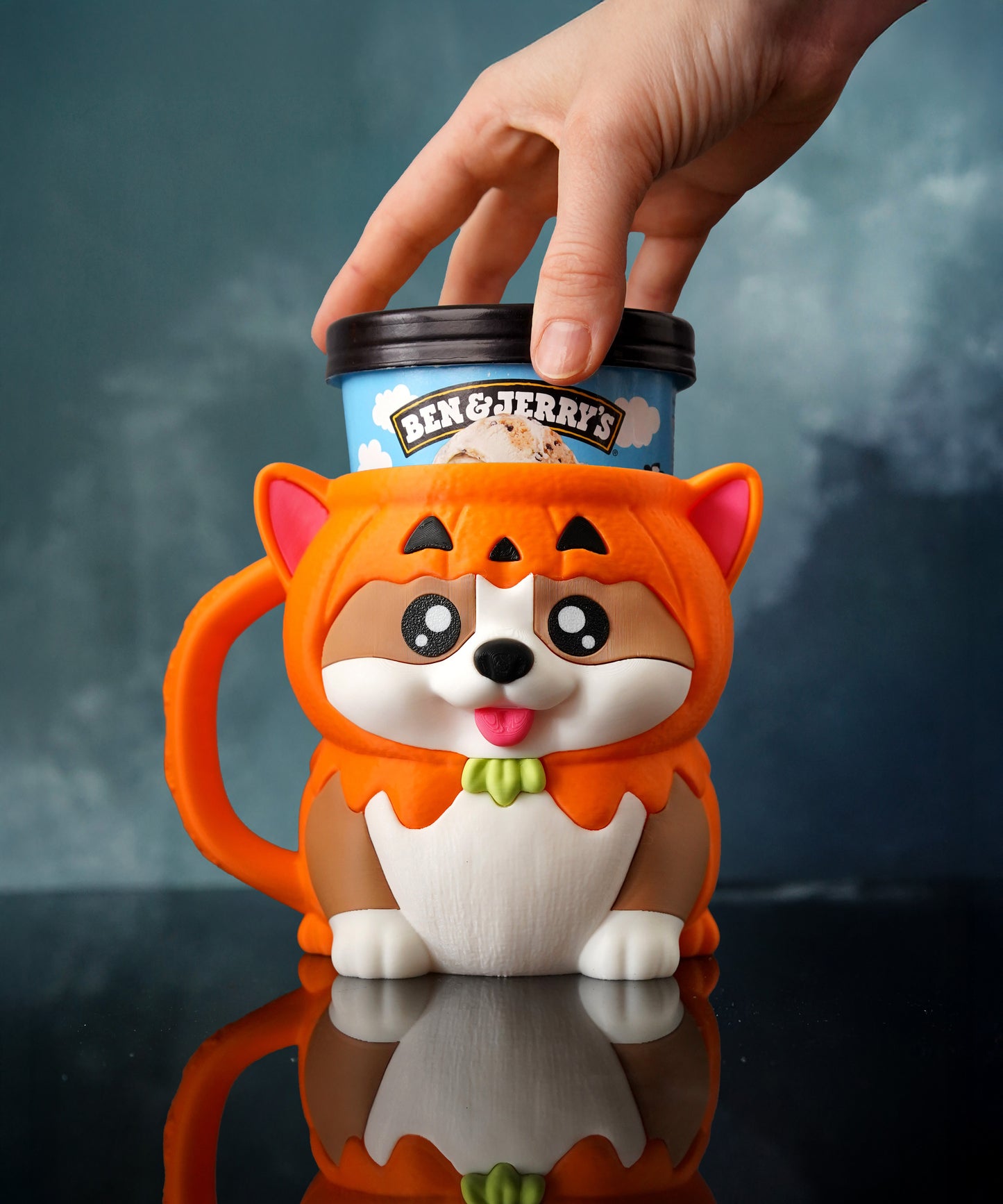Gaston the Corgi Ice Cream Holder