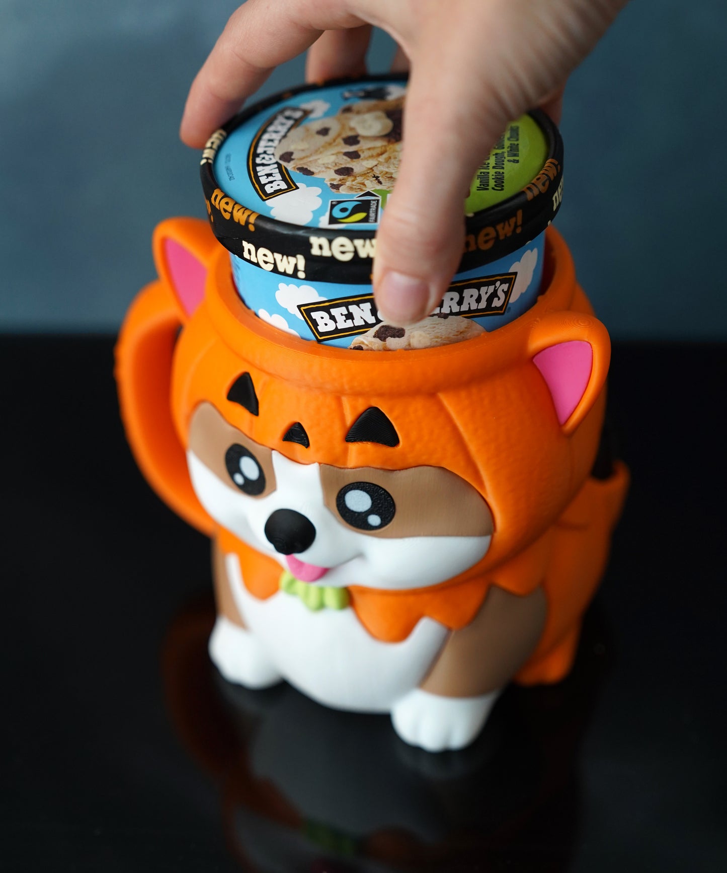 Gaston the Corgi Ice Cream Holder