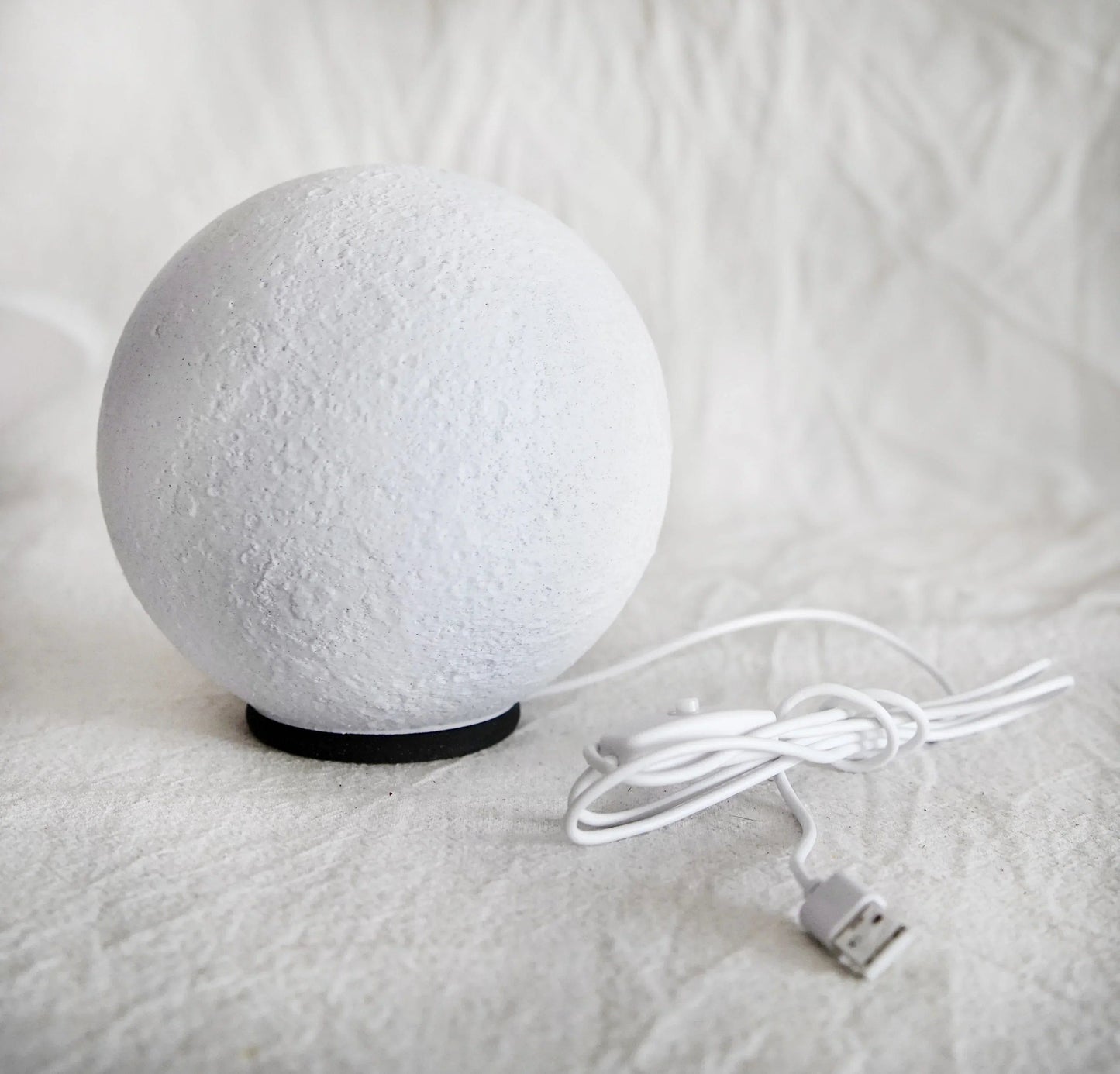 Lampe Lune Miniature - Jagou Design – Créations artisanales uniques