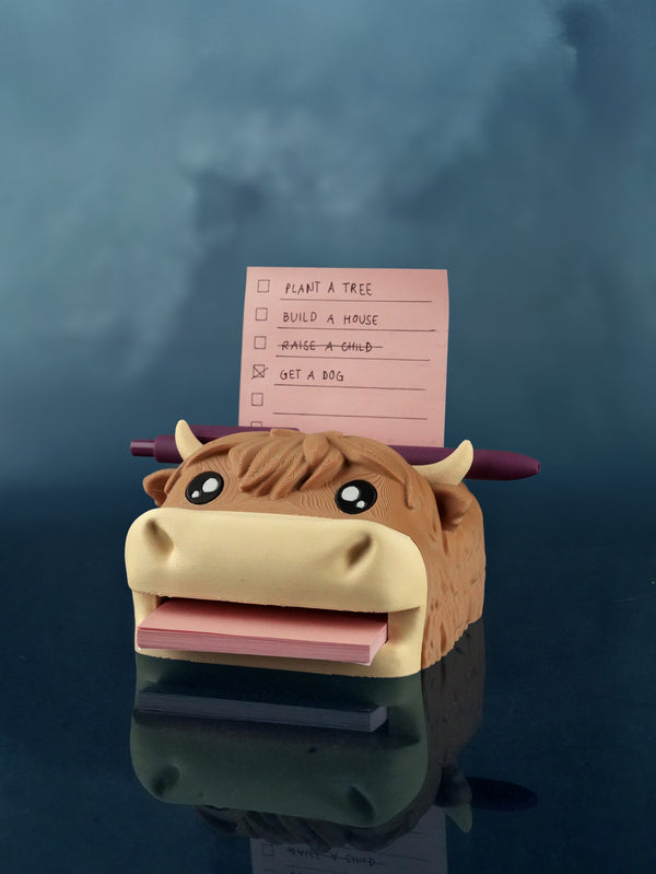 Highland Cow Desk Organizer – Decorative Pen Holder Gift