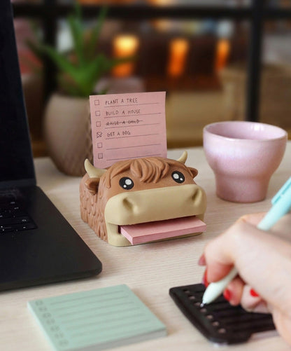 Highland Cow Desk Organizer – Decorative Pen Holder Gift