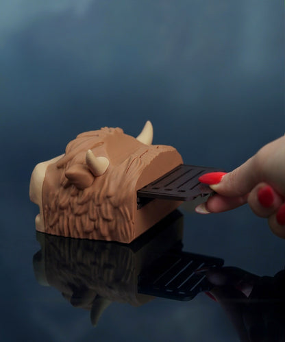 Highland Cow Desk Organizer – Decorative Pen Holder Gift